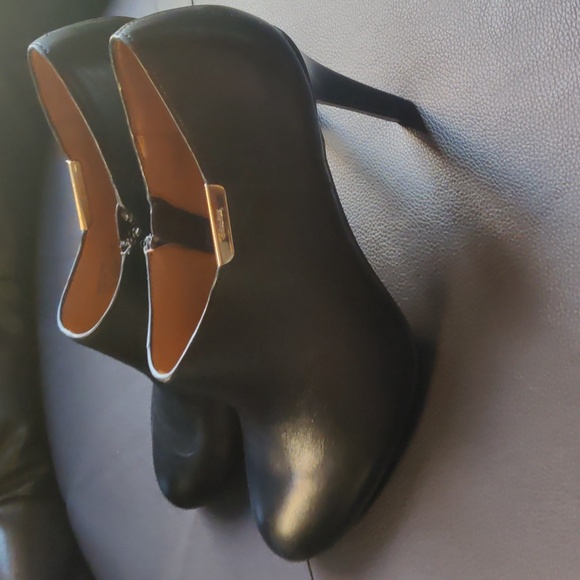 Coach Black Seneca Leather Boots sz 7.5 - Picture 2 of 6